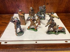 Vintage 8 Barclay  Manoil Dime Store Army Toy Soldiers Lot 3