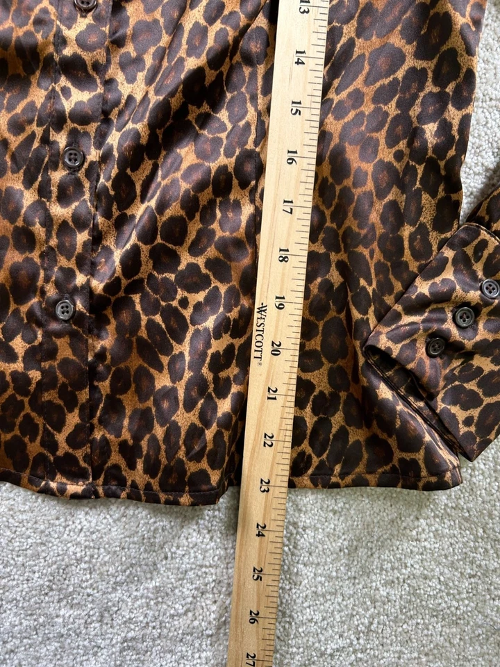 Blusa abotonada con estampado de leopardo talla M George para dama MobWife Foto 3 de 4