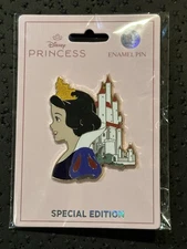 Disney PALM - Snow White Princess Royal Realms Series-Seven Dwarfs LE 200 Pin
