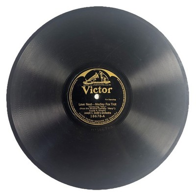 78 RPM 10  Joseph C. Smith-Love Nest/A Young Man's Fancy/Victor 18678 Record