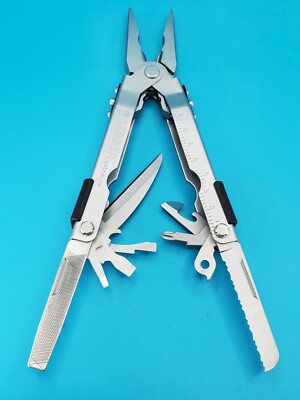 Gerber MP600 Silver Multi-Tool Needle Nose Pliers! EXCELLENT!