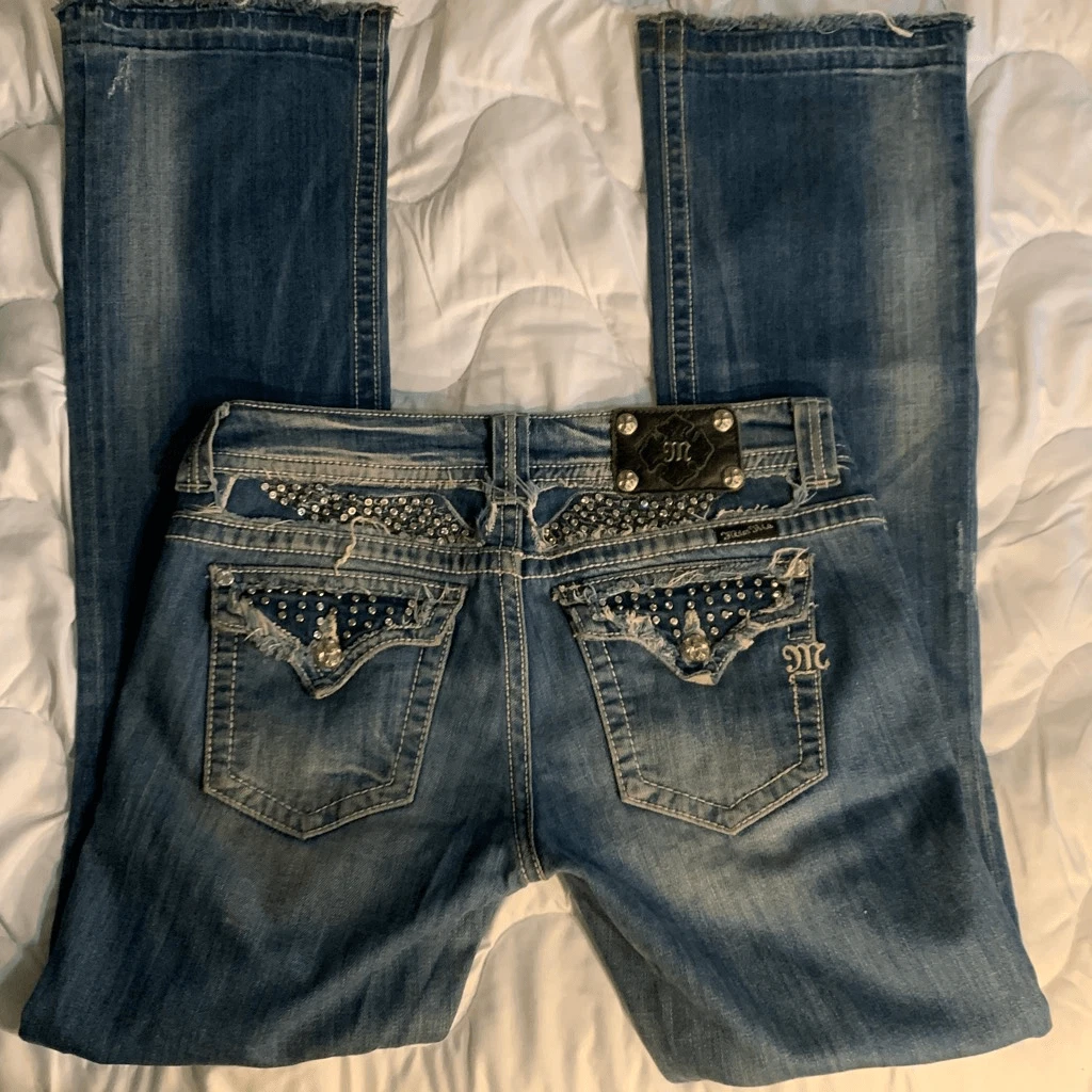 Miss Me Blue Jeans Size 30 Bootcut with Bling Inseam 34 inches
