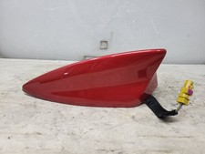 2019-2024 Camaro Ss Shark Fin Antenna White 84570606 19-24 2019-2024 Camaro Ss Shark Fin Antenna White 84570606 19-24