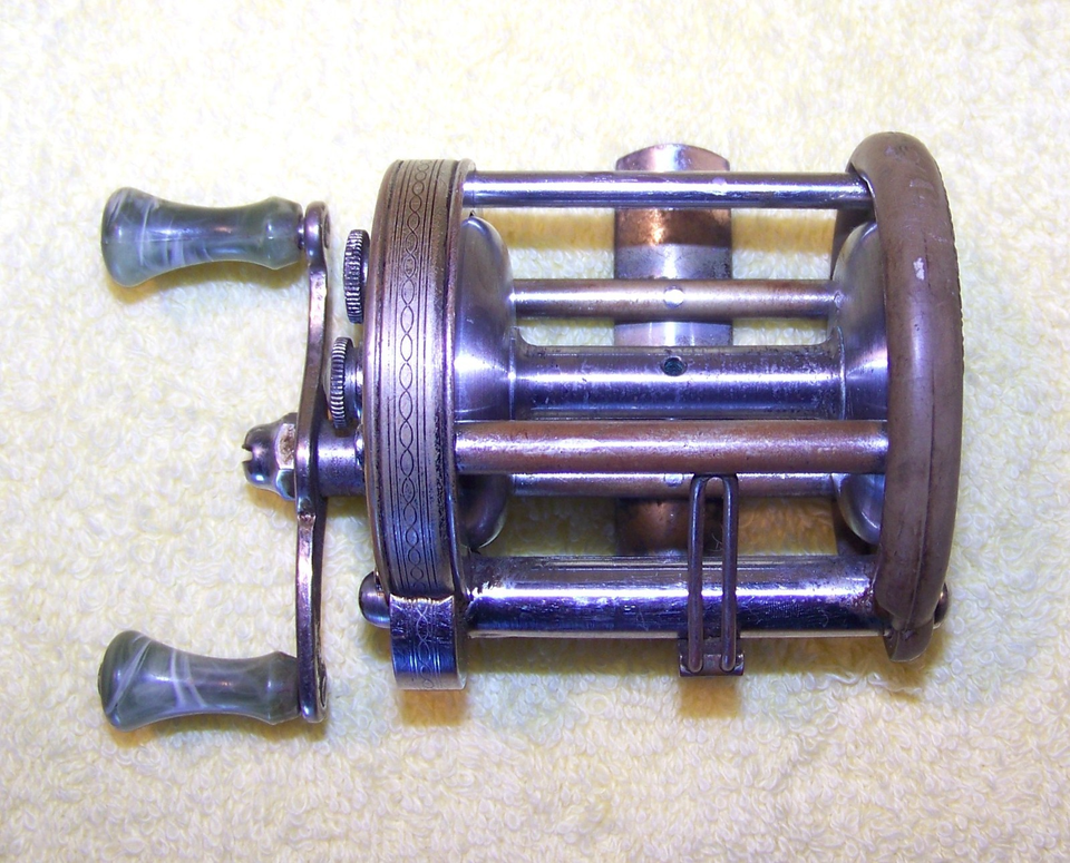Moulinet de pêche ancien Pflueger Summit 1993l