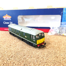 BACHMANN OO GAUGE 32-429DS  CLASS 24  D5100  BR GREEN  SOUND REMOVED  DCC READY