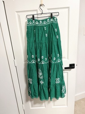 Anthropologie Women s Size 4 Embroidered Mitra Peasant Skirt Green Pockets Maxi