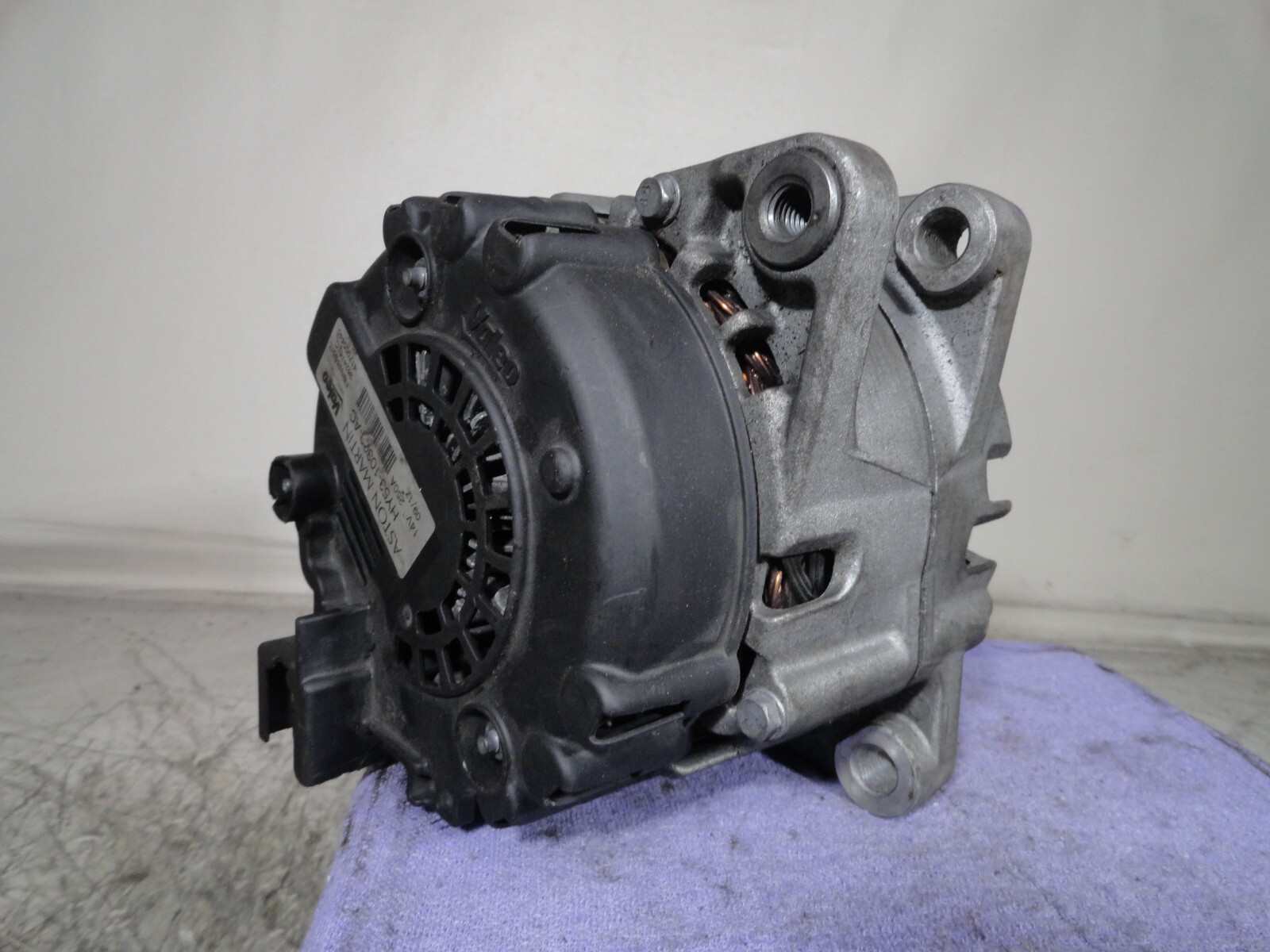 Alternator HY53-10300-AC OEM Aston Martin 2017