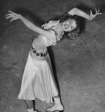Signed Photo Cecilia Colledge British Olympic Figure Skater Autograph 1949