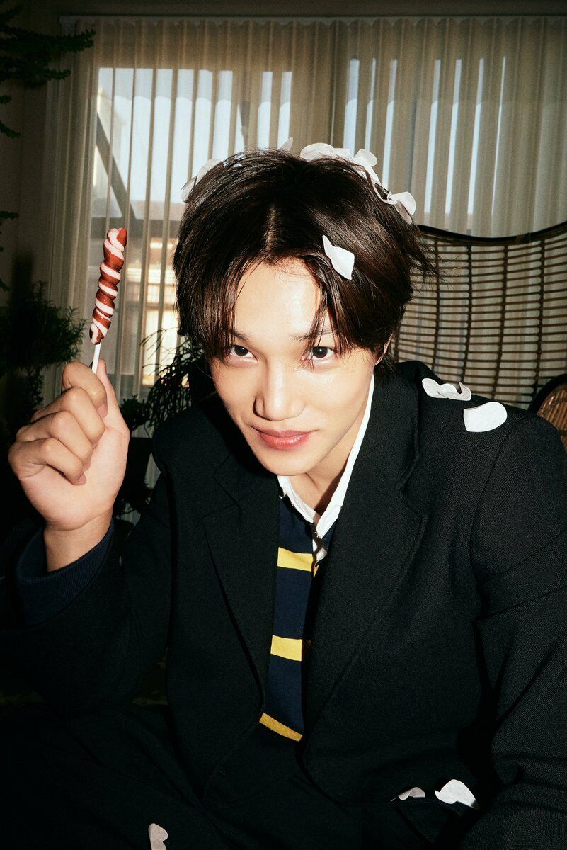 KAI 2ND MINI ALBUM - PEACHES (PHOTOBOOK VER.) – SubK Shop