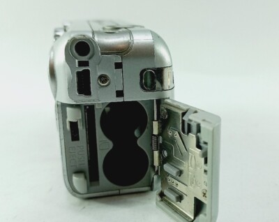 APPAREIL PHOTO NUMERIQUE hp digital camera d3000 tres bonne etat EUR 30,00 - FR