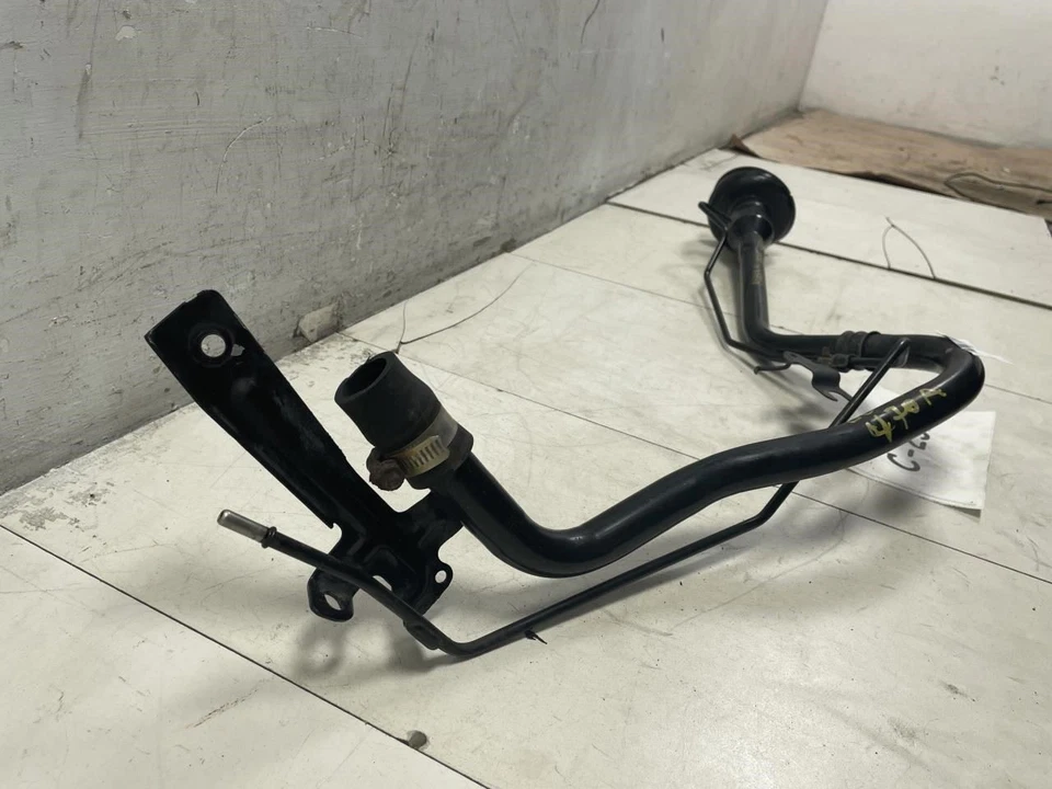 2011 NISSAN MAXIMA 3.5L TANQUE DE COMBUSTÍVEL GASOLINA TUBO DE ENCHIMENTO TUBO MANGUEIRA FABRICANTE DE EQUIPAMENTO ORIGINAL+  - Imagem 2 de 4