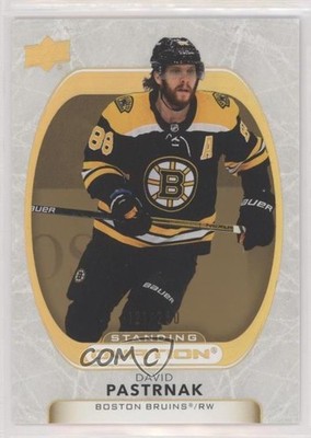 2021-22 Upper Deck Ovation Gold Spectrum Standing 121/250 David Pastrnak #16 um0