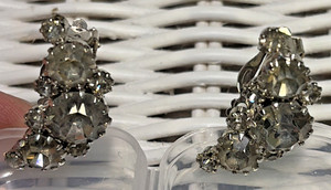 Vintage Signed Weiss Smoky Grey Rhinestone earrings  in Rhodium plate, clip ons.