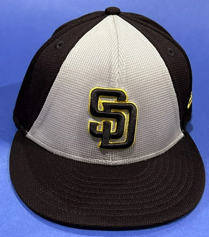 New Era 7 3/4 Size San Diego Padres MLB Fan Apparel & Souvenirs