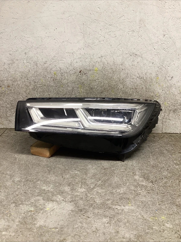 2018-2020 Audi Q5 / SQ5 LED Headlight Left Driver LH Side OEM 80A941773B