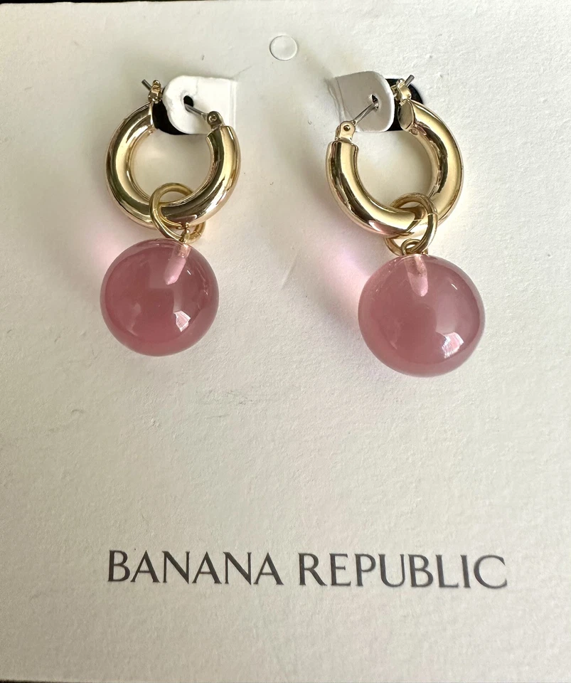 Pendientes Banana Republic Huggie Rosa Bola Dije  Foto 3 de 3