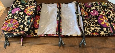 Vera Bradley Suzani Travel folding jewelry/cosmetic bag. Great condition, bright
