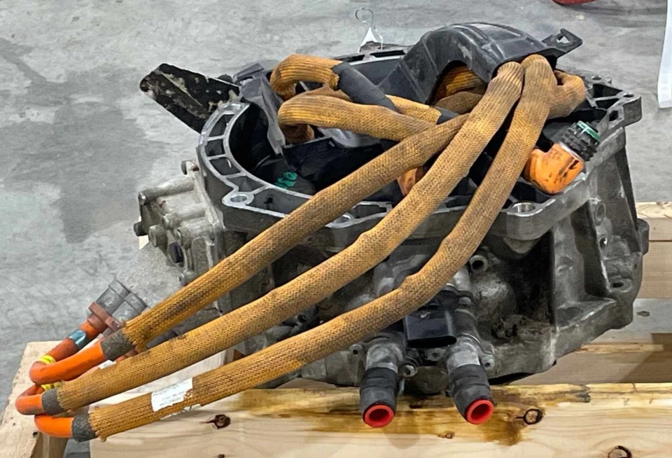 2012 Porsche Panamera Hybrid OEM Electric Assist Motor 112K 97011701001 - Imagem 4 de 4