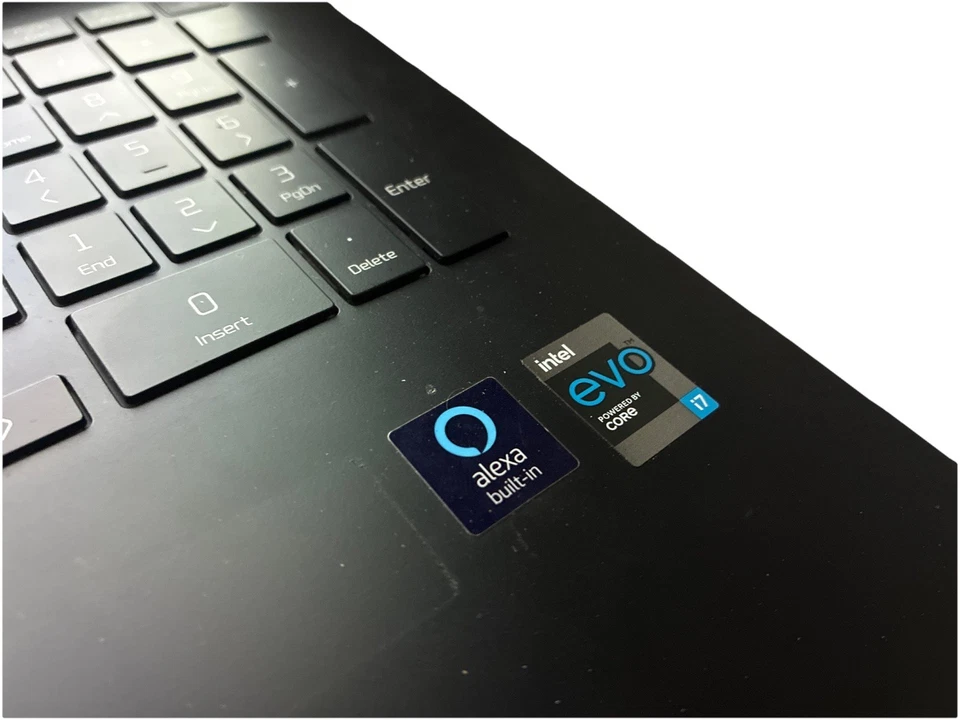 LG Gram 17" 11ª Gen i7-1195G7 • 16GB RAM • 480GB SSD • 2560x1600 • Windows 11 Foto 3 de 4