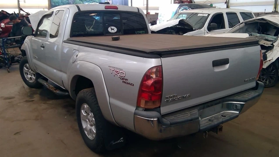 Módulo de control electrónico ECM del motor tablero derecho compatible con 07 TACOMA 6739799 Foto 3 de 4