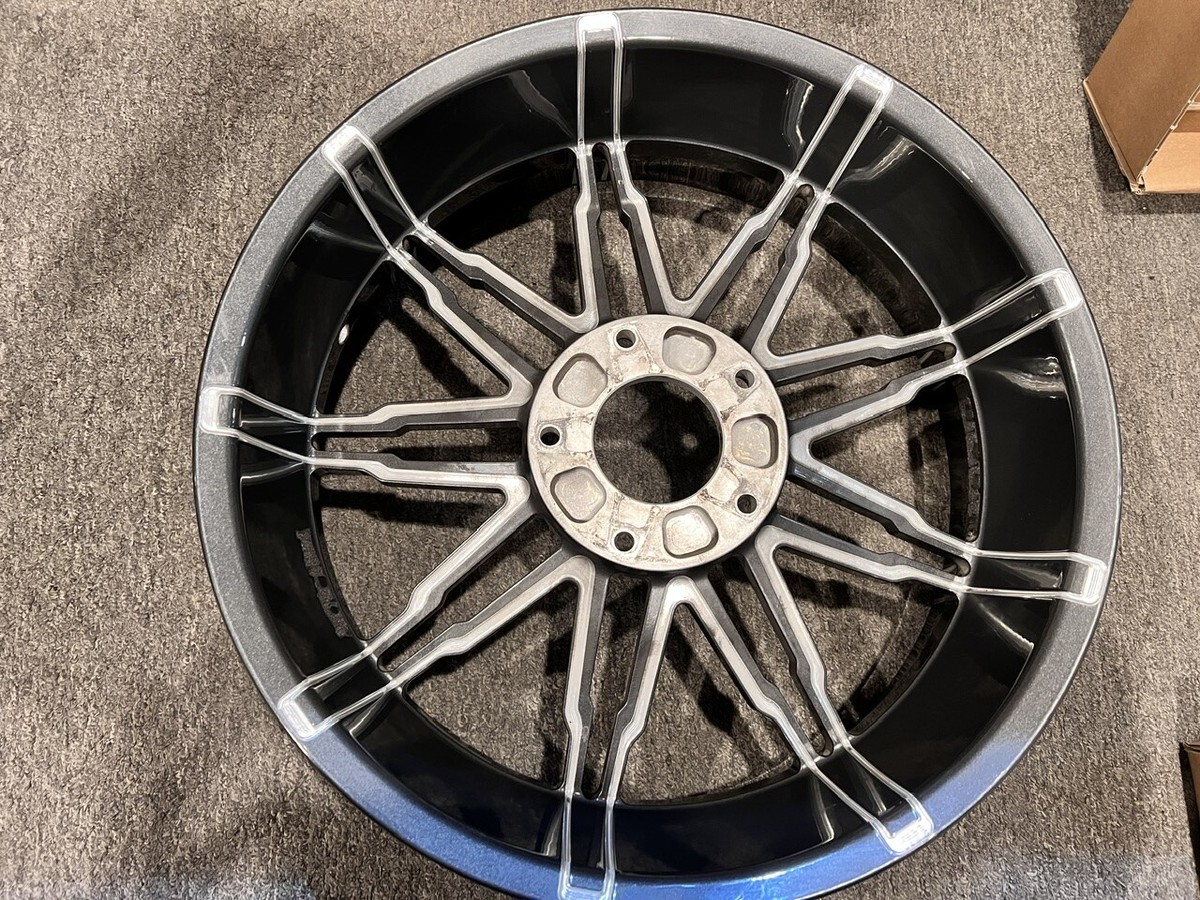 BMW K1600B Rear Wheel | 77218555597 | OE