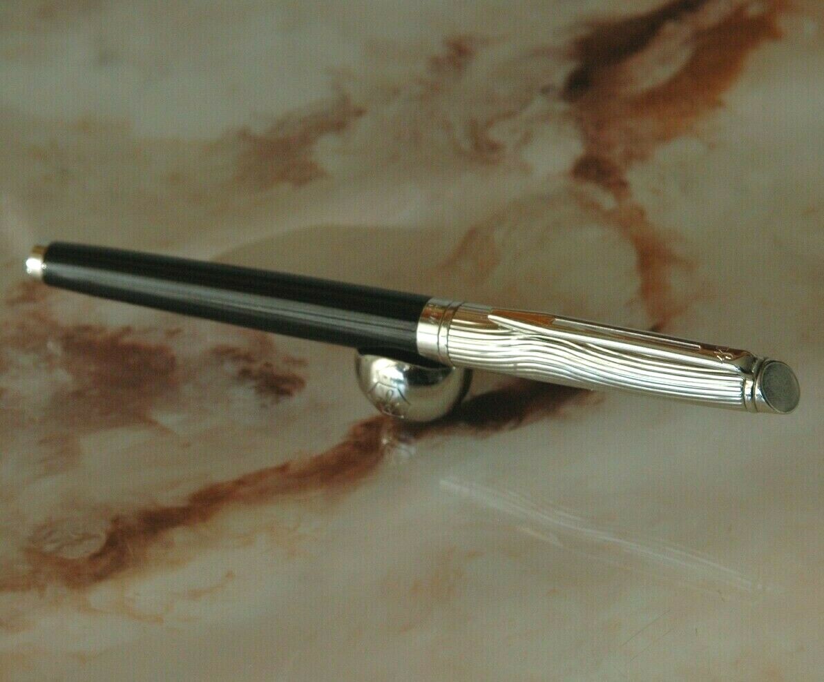 Stylo Plume Waterman Hemisphere De Luxe - Pointe M Moyenne - Noir - Neuf De Stock (sans Emballage)