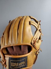Wilson A9825 Fieldmaster SB SPECIAL Leather Softball Glove - Right Hand Throw