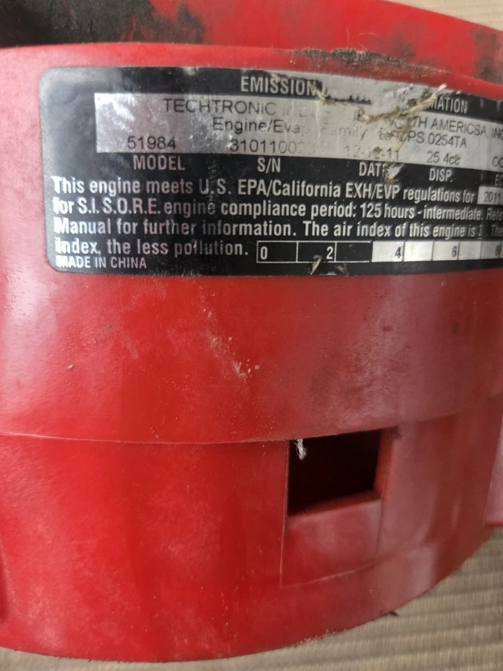 Aspiradora/sopladora Toro modelo #51984 serie #3101100 carcasa del motor/localización tienda Foto 3 de 3