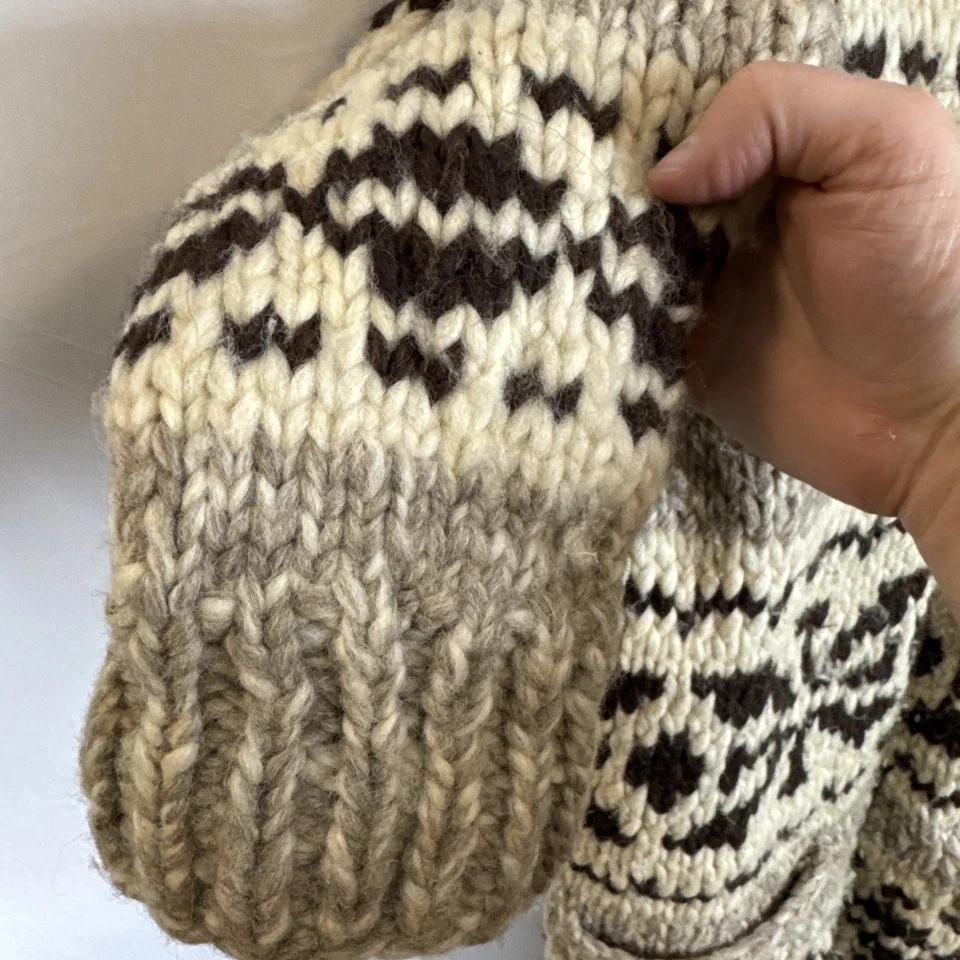 Suéter Vintage Tejido a Mano Hombres M Lana Cowichan Cremallera Beige Marrón Patrón Copo de Nieve Foto 3 de 4