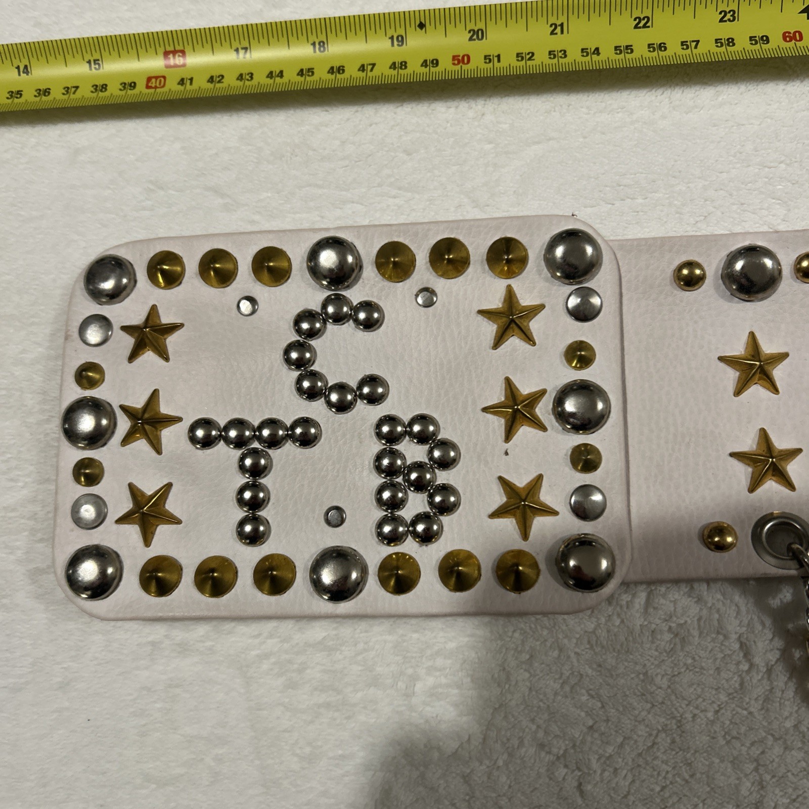 Style Look Of Elvis Presley after concert belt  