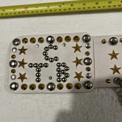 Style Look Of Elvis Presley after concert belt  