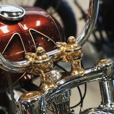 Indian Larry Oldschool Throwback Riser Höhe 2'' Messing f. Harley-Davidson
