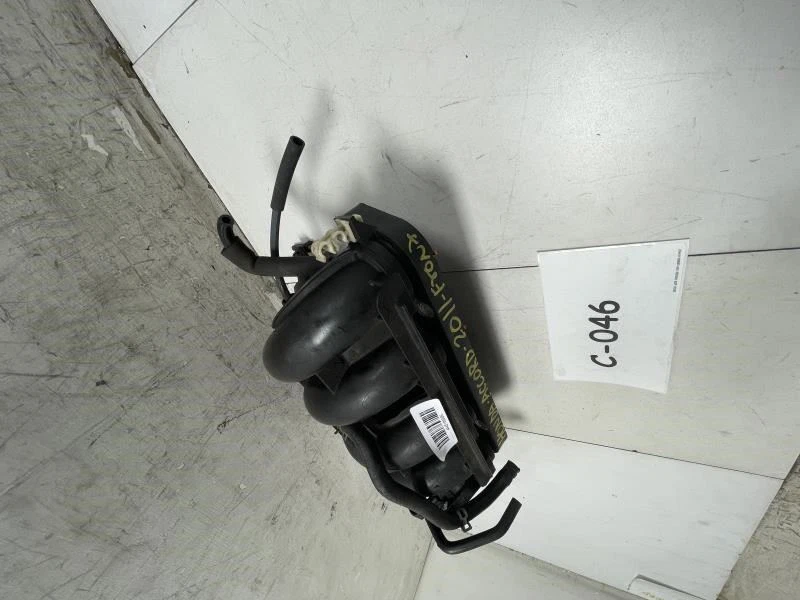 Honda Accord 2011 sedán LX 2,4 L colector de admisión superior fabricante de equipos originales+ Foto 3 de 4