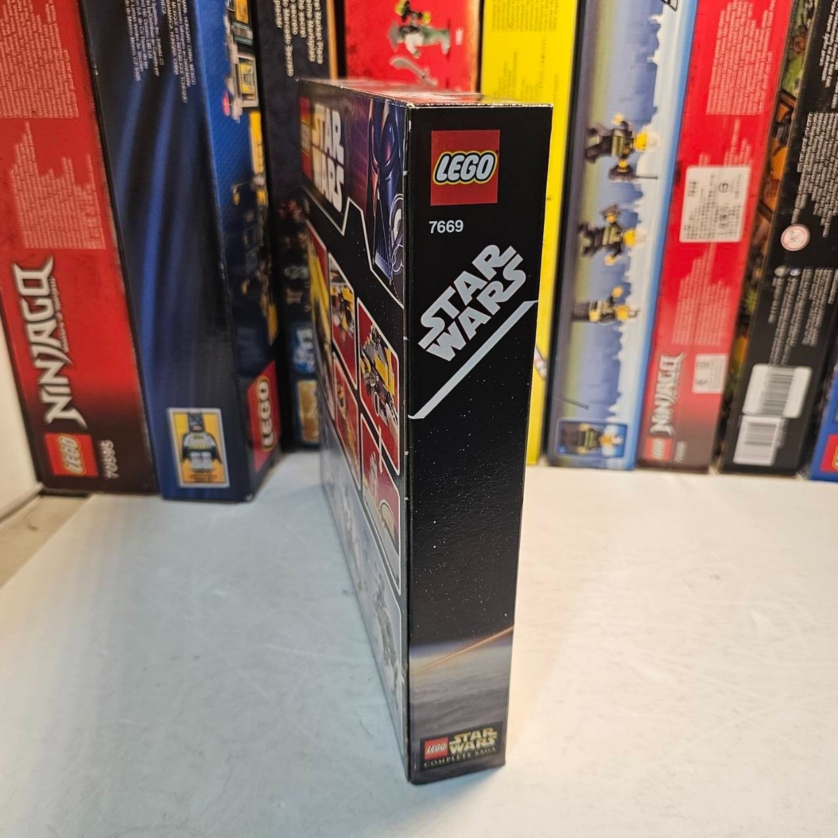 LEGO Star Wars: Anakin's Jedi Starfighter (7669) for sale online
