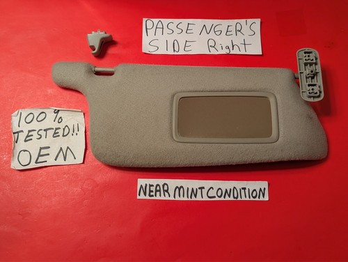 OEM 2004-2012 Chevy Colorado GMC Canyon Sun Visor Passenger Right Side Clip NICE