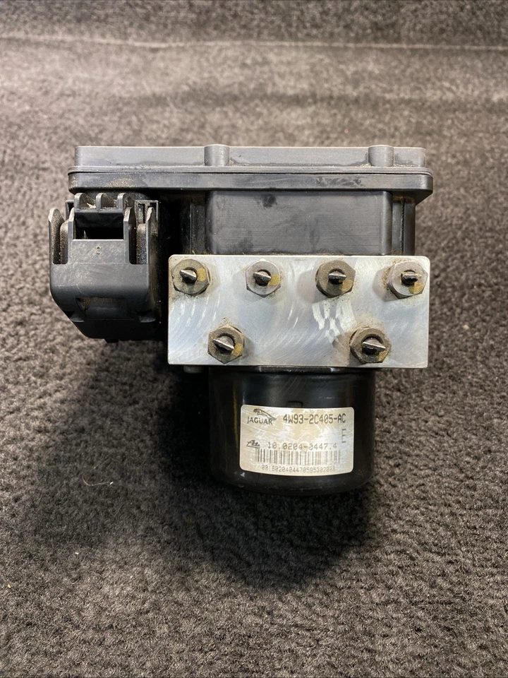 Conjunto de módulo de bomba de freno antibloqueo ABS 2004-2005 Jaguar XJ8 124 k 4W93-2C219-BC Foto 2 de 4