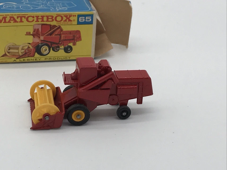Clean Matchbox Lesney #65 Claas Combine Harvester Farm Machinery & Original Box - Image 2 of 4