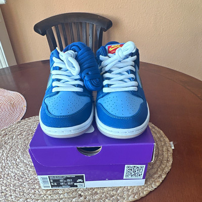 Nike SB Dunk Low Why so Sad Herren Sneaker EU 41 Blau/Weiß/Rot Low extra Laces