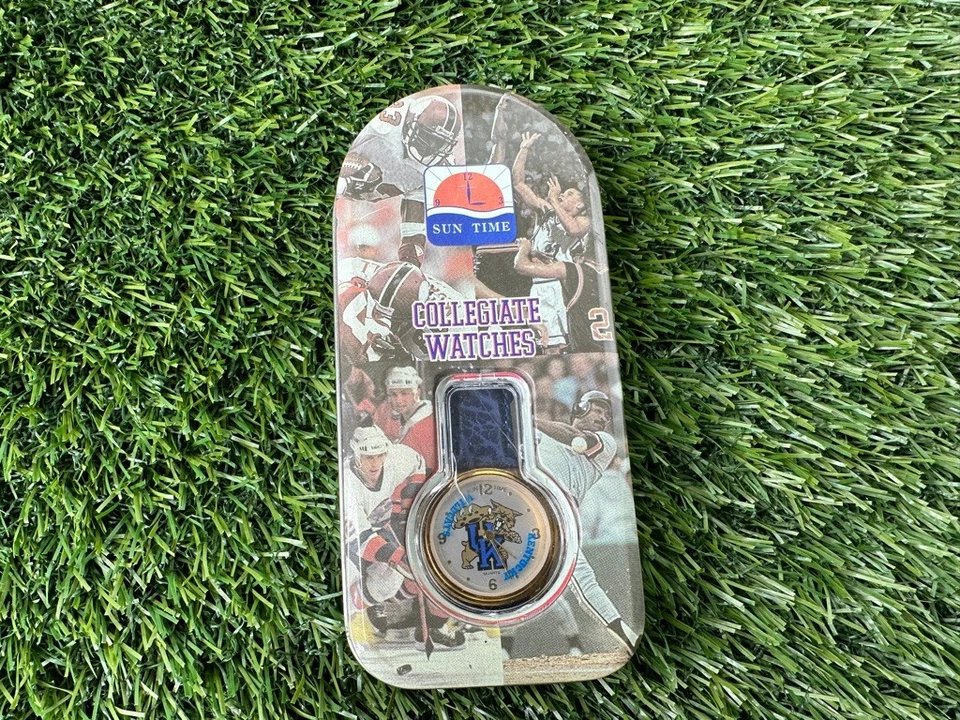 Kentucky Wildcats Reloj Muñeca Correa Cuero Azul Hora del Sol Camiseta de Baloncesto De Colección Foto 3 de 3