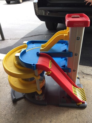 fisher price garage 1995