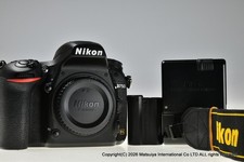 * Near MINT * NIKON D750 24.3MP DSLR Camera Body