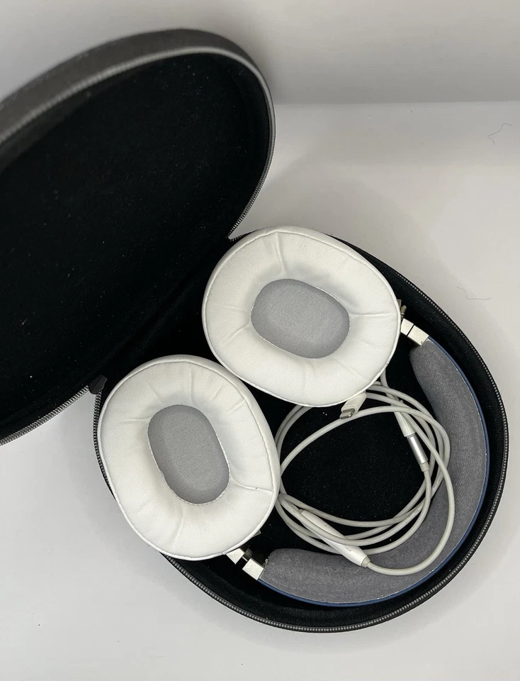 Oppo PM-3 Closed-Back Planar Magnetic Headphones Blue - Image 3 of 4