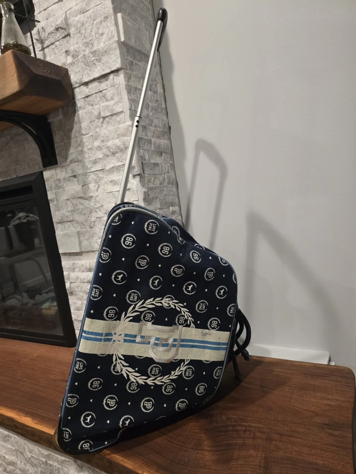 Victoria Secret ROSA Maleta de Traje Equipaje con Ruedas Bolso de Lona RARO Foto 3 de 4