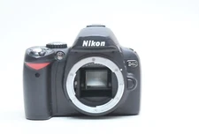 Nikon D40 Digital SLR Camera 3222453 *EX*