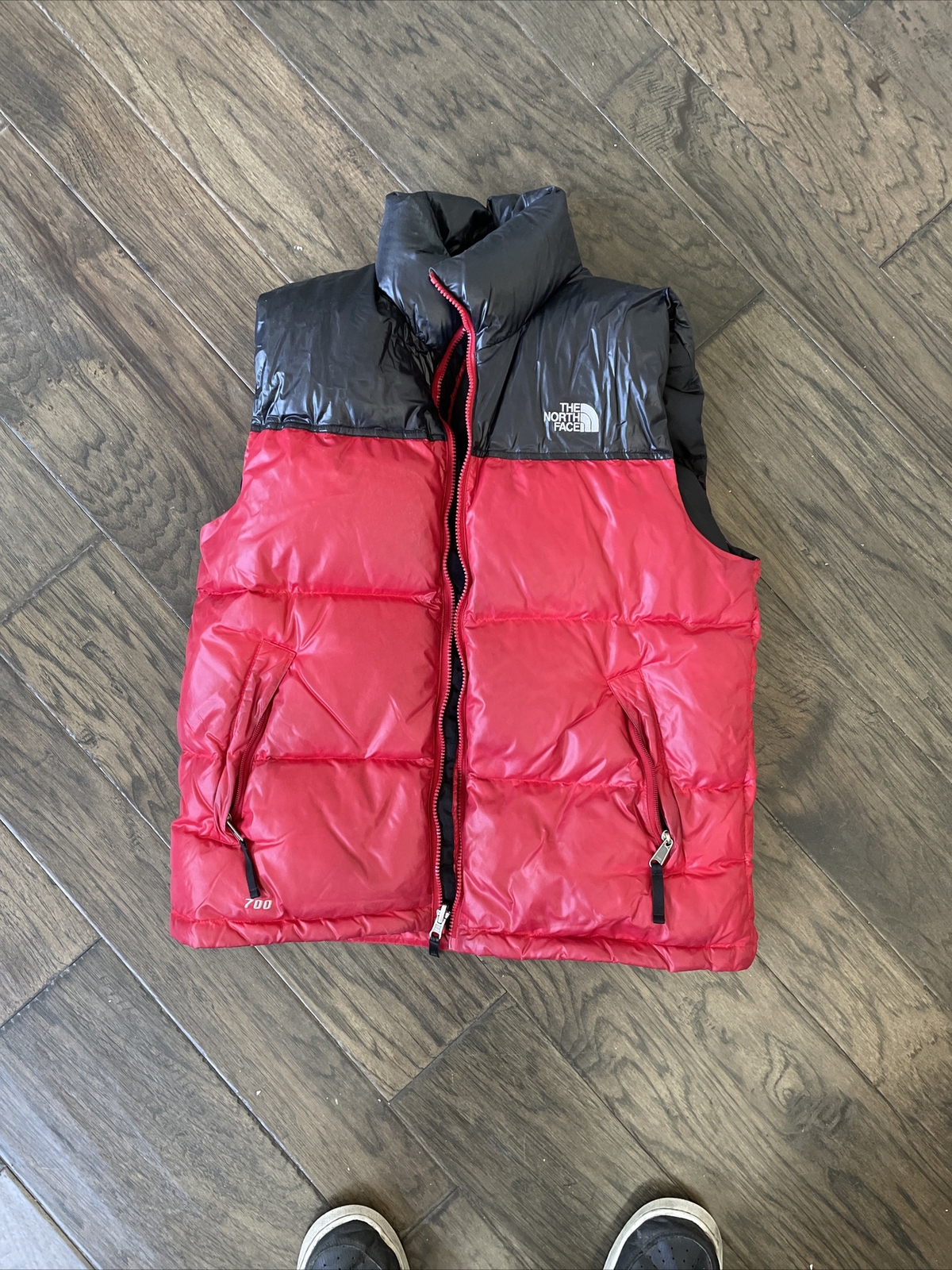 The North Face 700 Down Insulated Puffer Vest Mens Medium Black Red EBay the-north-face-700-down-insulated-puffer-vest-mens-medium-black-red-ebay