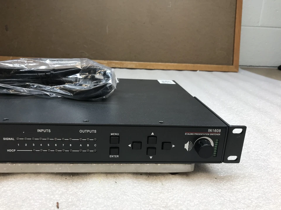Extron IN1608 Series Eight 8-Input HDCP Scaling Presentation Video Switcher - Image 3 of 4