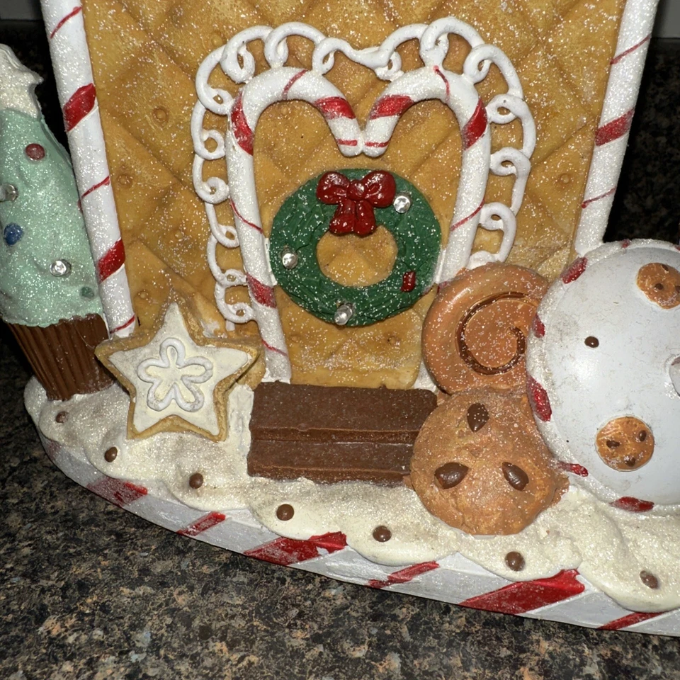Quemador de tarta Yankee Candle Light Up Navidad Gingerbread House - sin plato de tarta Foto 3 de 4