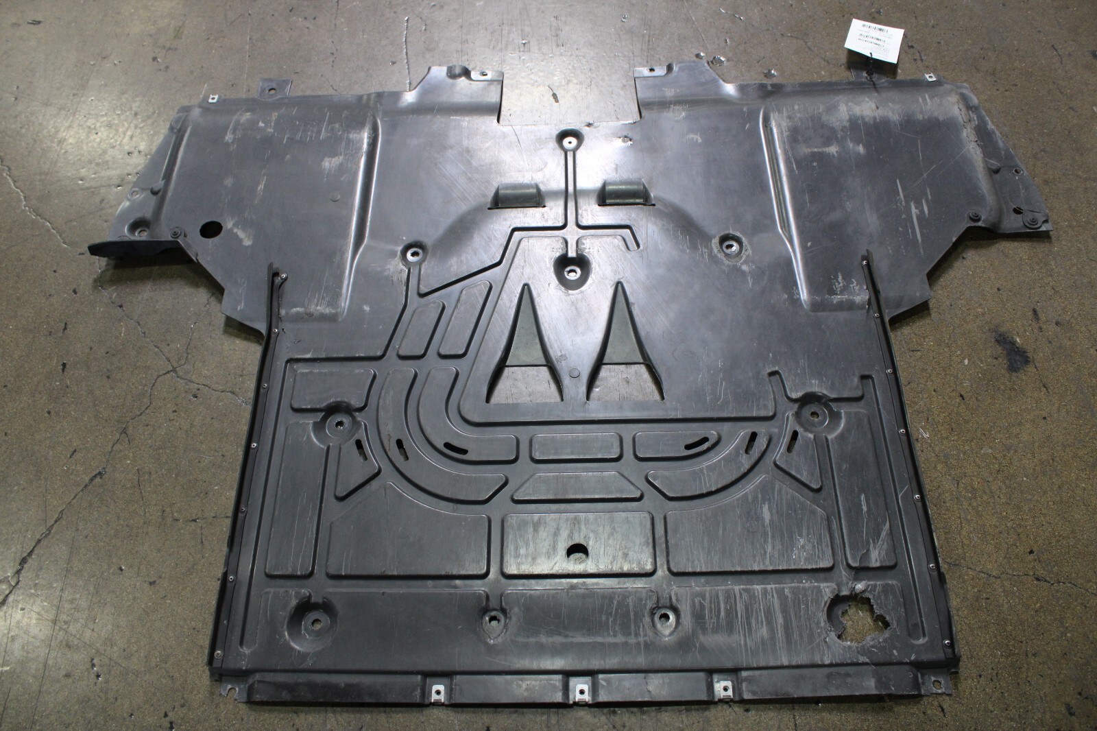 Ferrari California T, Rear Main Lower Under Tray, Cracked, Used, P/N 86574100