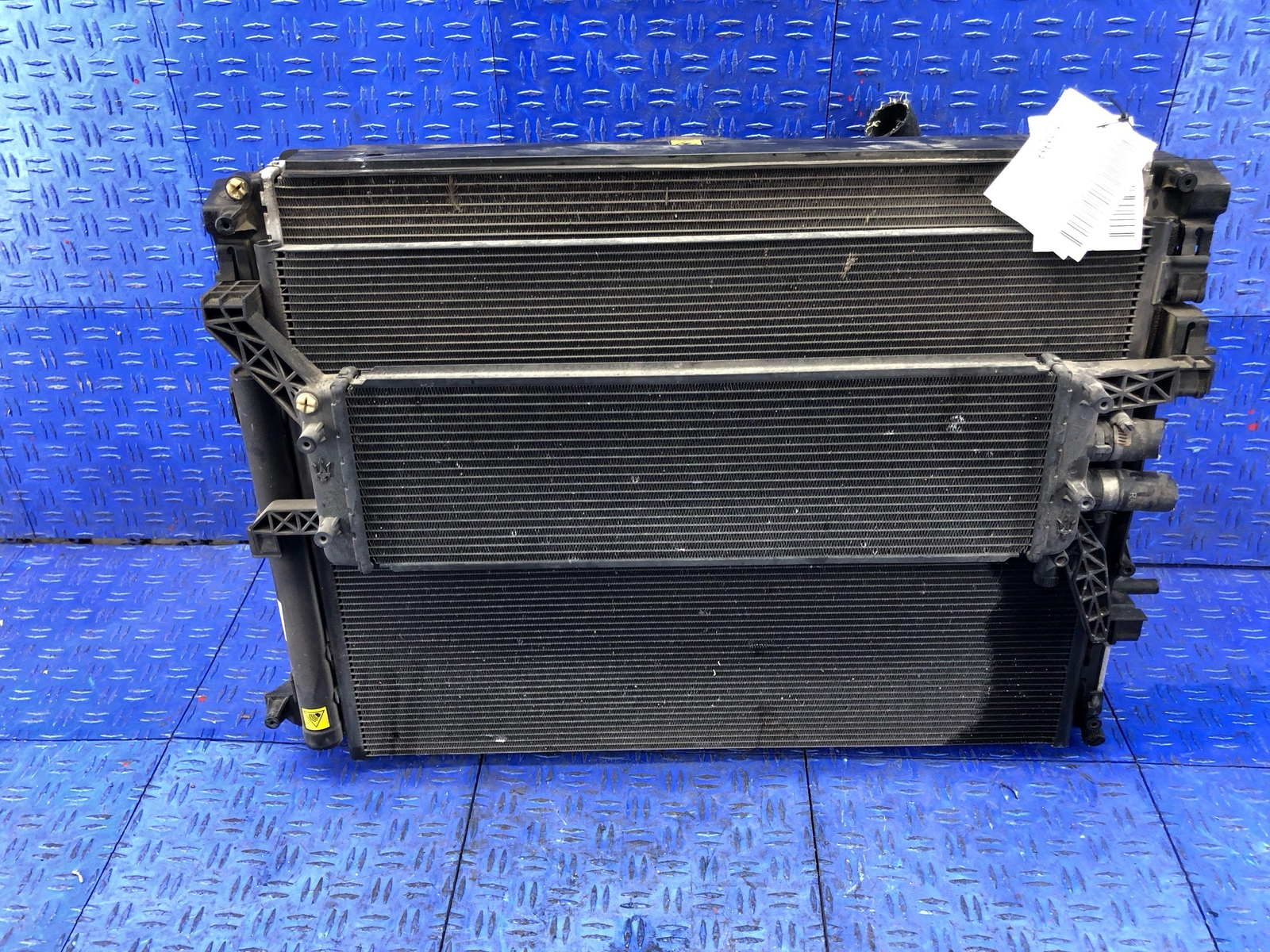 2014 2017 MASERATI QUATTROPORTE 3.0L MAIN & AUXILIARY RADIATOR CONDENSER FAN SET