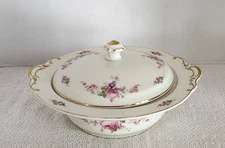 Vtg KPM Royal Ivory Covered Vegetable Dish/Soup Tureen Germany Floral Pattern